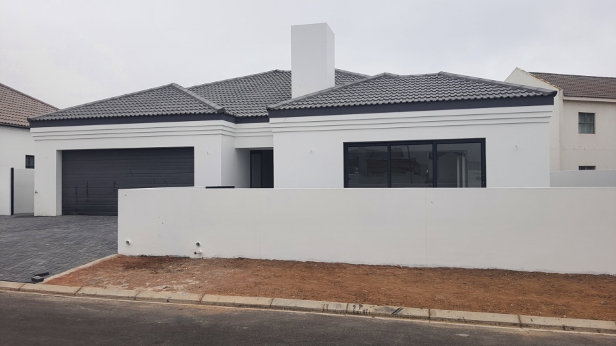 3 Bedroom Property for Sale in Sandy Point Beach Estate Western Cape